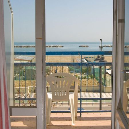 Hotel Moja تْشيزيناتيكو المظهر الخارجي الصورة