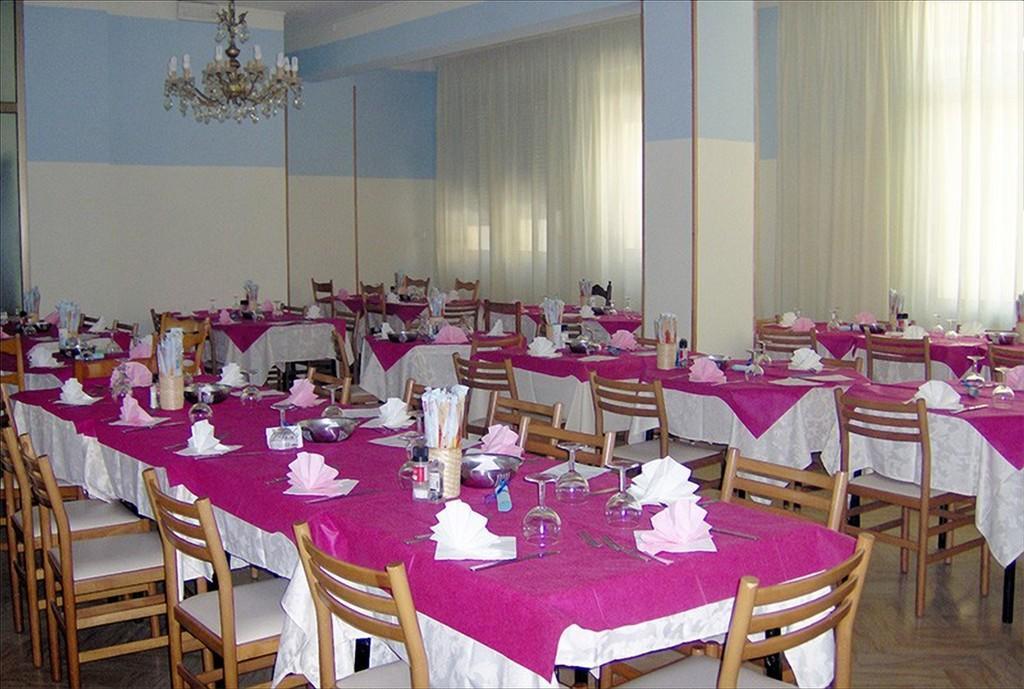 Hotel Moja تْشيزيناتيكو المظهر الخارجي الصورة